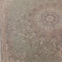 فرش ۷۰۰ شانه