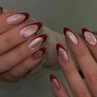 کاشت ناخن و ترمیم حرفه ای
