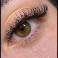 کاشت مژه دائم و موقت