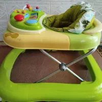 کریر و روروئک نوزاد نو‌