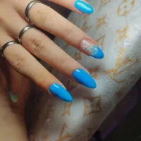 کاشت ناخن