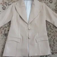 کت کرپ شاین کرم رنگ ،سایز ۳۸ ۴۰