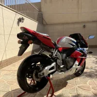 cbr1000|موتورسیکلت|تهران, مختاری|دیوار