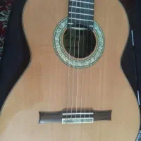 گیتار سطح حرفه ای دست ساز اسپانیایی