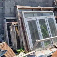 درب و پنجره چوبی قدیمی