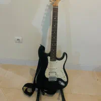 گیتار الکتریک در حد نو