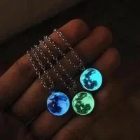 گردنبند شب تاب رزینی