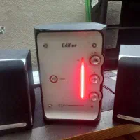 اسپیکر ادیفایر