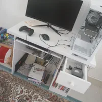 میز تحریر و میز کامپیوتر