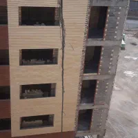 سلام بنده یک بنا هستم با یک کارگر ماهر