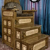 منبر دو پله معرق کاری شده