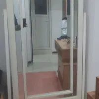 آینه ایساده قدی همراه با کشو
