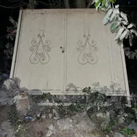 دروازه دو لنگه اهنی