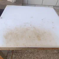 تخته گوشت و مرغ خورد کن و سینک و قفس مرغ زنده