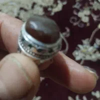 عقیق سرخ کهنه آبدار یمنی اصل لونه زنبوری