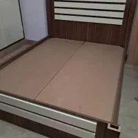 تخت خواب دونفره در حد نو