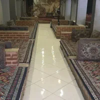 سری سزن، سالن کار