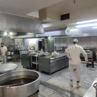 استخدام آشپز و نیروی خدمات آشپزخانه