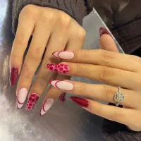 تمامی خدمات زیبایی ناخن با تخفیف ویژه