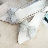 کفش مجلس پرنسسی و یه ژاکت و کت لی و شلوار مام لی