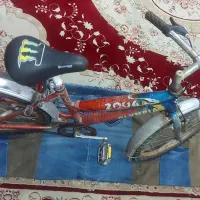دوچرخه|دوچرخه، اسکیت، اسکوتر|قدس, شهر‌قدس|دیوار