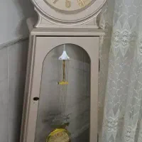 یک عددویترین ویک عددساعت ایستاده
