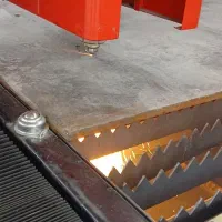 خدمات برش لیزر فلزات (cnc)