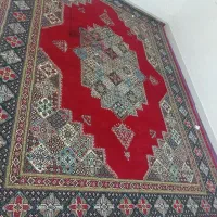قالی ۱۲متری و یک جفت پشتی