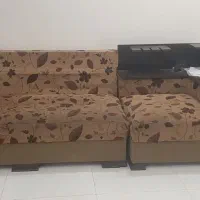مبلمان ۸ نفره به همراه میز وسط
