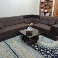 مبل هفت نفره همراه با میز و گل میز