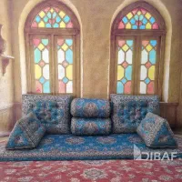 پشتی سنتی طرح نیلوفر در پنج رنگ متنوع