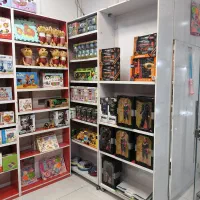 قفسه مغازه و فروشگاه و کتابخانه