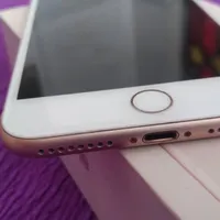 اپل 8 پلاس رنگ گلد صورتی در حد نو|موبایل|اصفهان, برازنده|دیوار