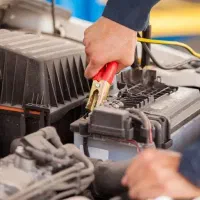 باطری سازی سیار برق کار سیار