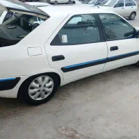 زانتیا.استسنایی.لاکاغذی.سالم و در بهترین شرایط