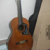 گیتار یاماها C40
