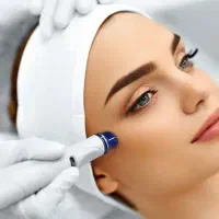 انجام خدمات مراقبت و زیبایی پوست
