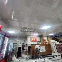 به صندوقدار خانم نیازمندیم