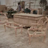 نجار و رنگکار ماهر نیازمندیم (فوری)