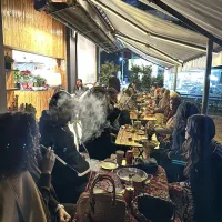 نیروی ساده جهت کار در کافه (گیشا)