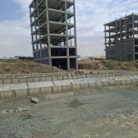 زمین دوکله بر بلوار اصلی وحدت ابتدای فاز۲