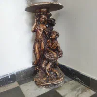 مجسمه زیر گلی