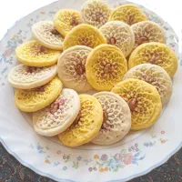 شیرینی سنتی(کلمپه خرمایی کرمان و قطاب)