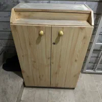 جاکفشی سه طبقه