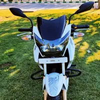 آپاچی 180نیوفیس