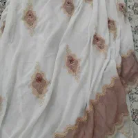 پرده و کاپشن
