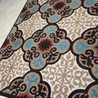 فرش ۶ متری بسیار سالم و تمیز
