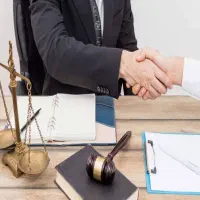 استخدام کارشناس حقوق