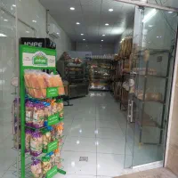 نیازمند فروشنده خانم