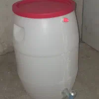 ظرف جای آب شیر دار